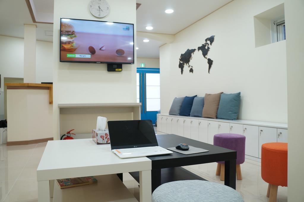 Namsan Gil House Hotel Seoul Bagian luar foto