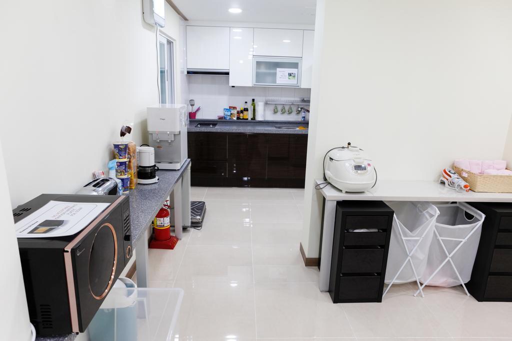 Namsan Gil House Hotel Seoul Bagian luar foto