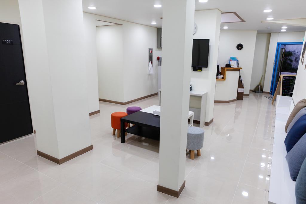 Namsan Gil House Hotel Seoul Bagian luar foto